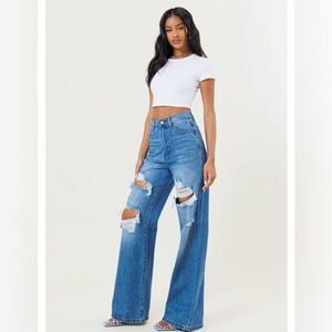 Vibrant MIU Distressed Jeans NWT